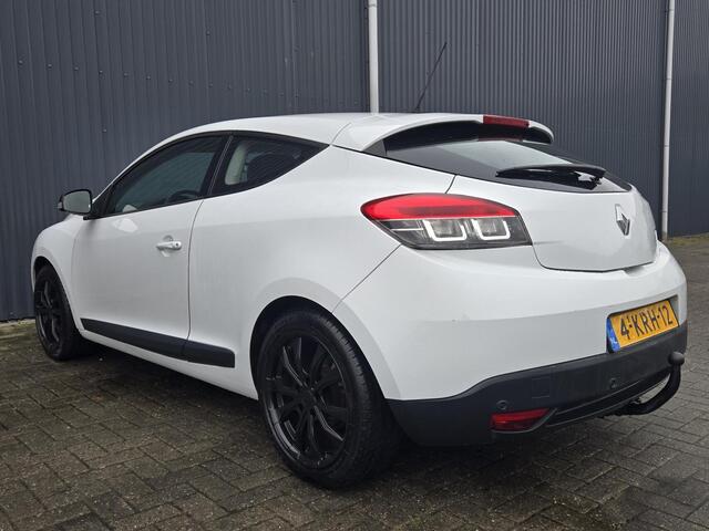 Renault Megane Coup� 1.6 16v Airco Cruise 17inch Stoer ?