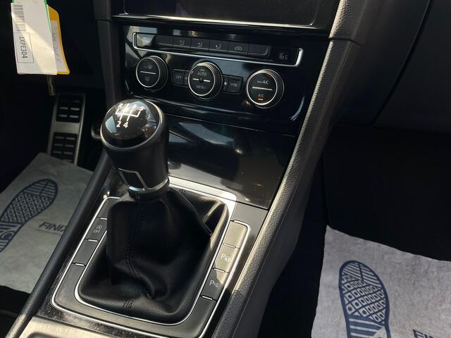 Volkswagen Golf 7 - 1.6 TDI IQ drive