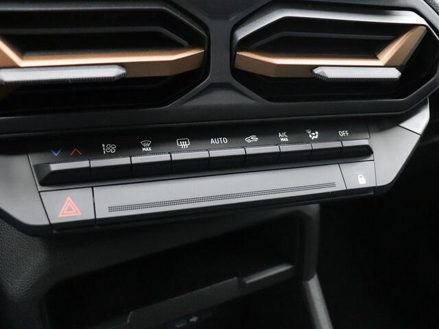 Dacia Duster Extreme Hybrid | Achteruitrijcamera | Cruise Control en snelheidsbegrenzer | Dacia Handsfree card voor openen, sluiten en starten zonder sleute