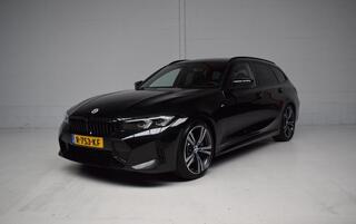 BMW 3-SERIE Touring 318i M-Sport Aut Facelift ORG.NED / M-ZETELS / SFEERVERLICHTING / CARPLAY / 19INCH / EL.STOELEN / NAP