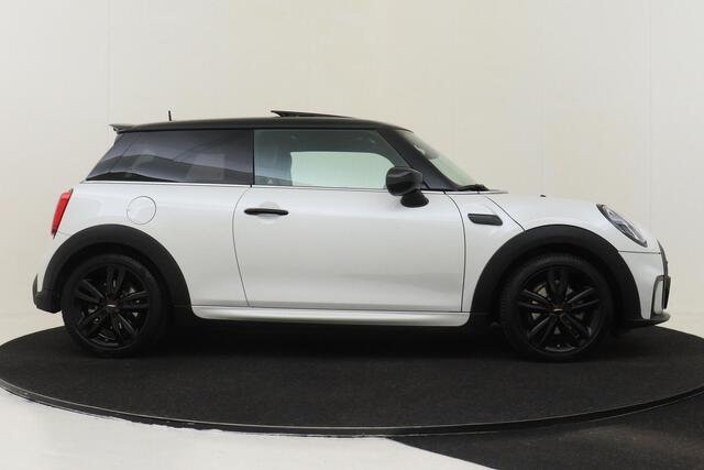 Mini John Cooper Works 3-Deurs COOPER INCL. ZOMER/WINTERSET -PANO.DAK|AERO|KEYLESS|STOEL/STUURVERW.|MULTIMEDIA|PRIVACY.GLAS|17