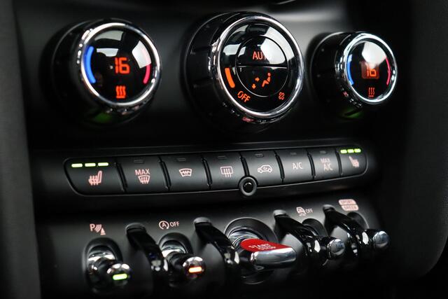 Mini John Cooper Works 3-Deurs COOPER INCL. ZOMER/WINTERSET -PANO.DAK|AERO|KEYLESS|STOEL/STUURVERW.|MULTIMEDIA|PRIVACY.GLAS|17