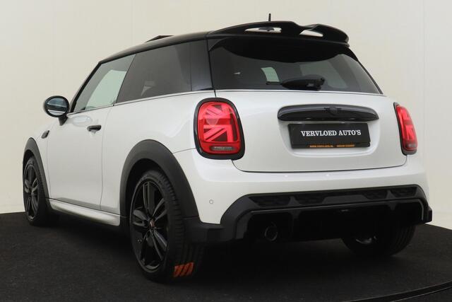 Mini John Cooper Works 3-Deurs COOPER INCL. ZOMER/WINTERSET -PANO.DAK|AERO|KEYLESS|STOEL/STUURVERW.|MULTIMEDIA|PRIVACY.GLAS|17