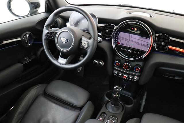 Mini John Cooper Works 3-Deurs COOPER INCL. ZOMER/WINTERSET -PANO.DAK|AERO|KEYLESS|STOEL/STUURVERW.|MULTIMEDIA|PRIVACY.GLAS|17