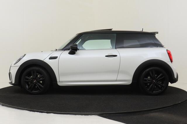 Mini John Cooper Works 3-Deurs COOPER INCL. ZOMER/WINTERSET -PANO.DAK|AERO|KEYLESS|STOEL/STUURVERW.|MULTIMEDIA|PRIVACY.GLAS|17