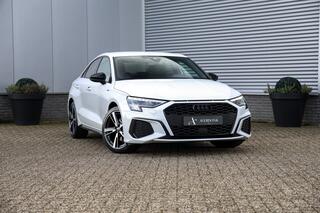 AUDI A3 Limousine 35 TFSI 3x S-Line 150PK Trekhaak|ACC|Matrix|Dynamisch