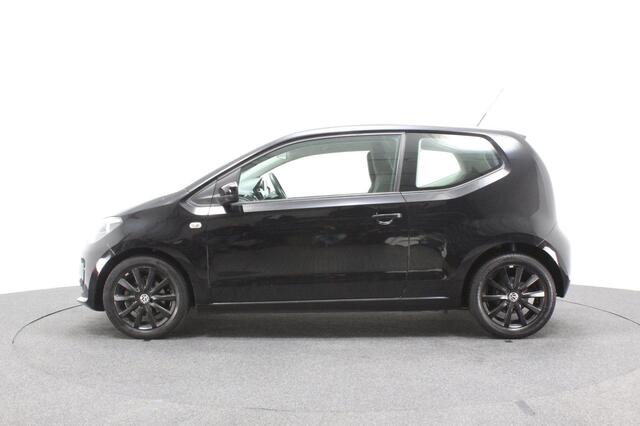 Volkswagen UP 1.0 move up BlueMotion | Airco | Goed onderhouden | Scherm | Sportvelgen