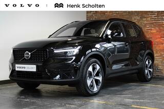 Volvo XC40 B4 Plus Dark | Trekhaak Semi-elektrisch | Adaptieve Cruise Control | Pilot Assist | Verwarmbare voorstoelen | Verwarmbaar stuurwiel | Blind Spot 