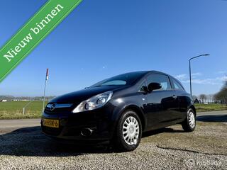 OPEL CORSA 1.0-12V Selection, BJ 2009, APK Maart 2027