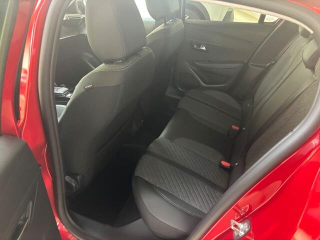 Peugeot 208 Allure Hybrid + Camera360/Navi/Keyless