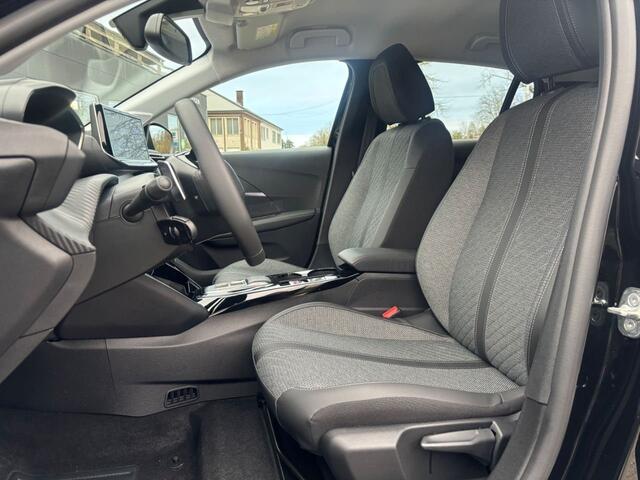 Peugeot 208 Allure Hybrid + Camera360/Navi/Keyless