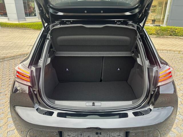 Peugeot 208 Allure Hybrid + Camera360/Navi/Keyless