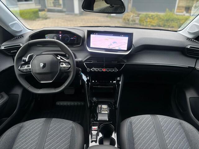 Peugeot 208 Allure Hybrid + Camera360/Navi/Keyless