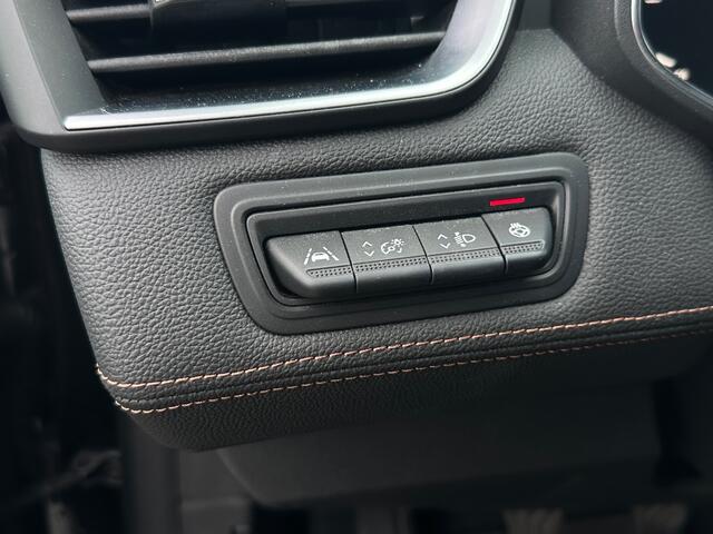 Renault Clio 1.0 TCe | Initiale Paris 5-Drs | Leer | Navi | Camera