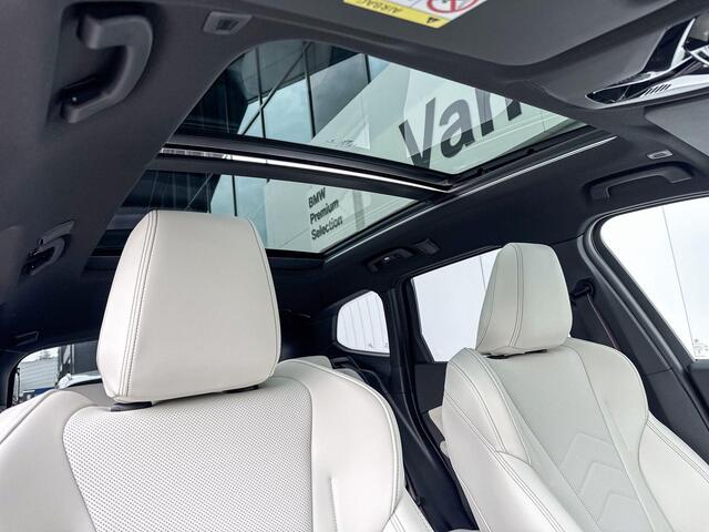 BMW X1 xDrive25e | M Sportpakket Pro | Innovation Pack | Comfort Pack | Travel Pack | Huisselectie