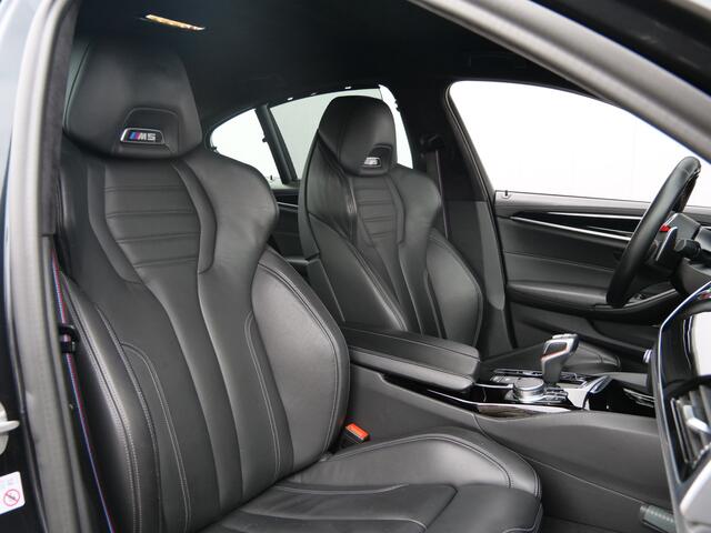BMW M5 5-serie 600 Pk Automaat Navi / Leer / Airco achter