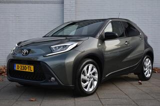 Toyota Aygo X 1.0 VVT-i S-CVT First Limited Automaat 72pk | Keyless entry | Cruise control | Achteruitrijcamera | PDC voor en achter |