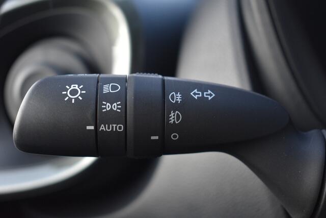 Toyota Aygo X 1.0 VVT-i S-CVT First Limited Automaat 72pk | Keyless entry | Cruise control | Achteruitrijcamera | PDC voor en achter |