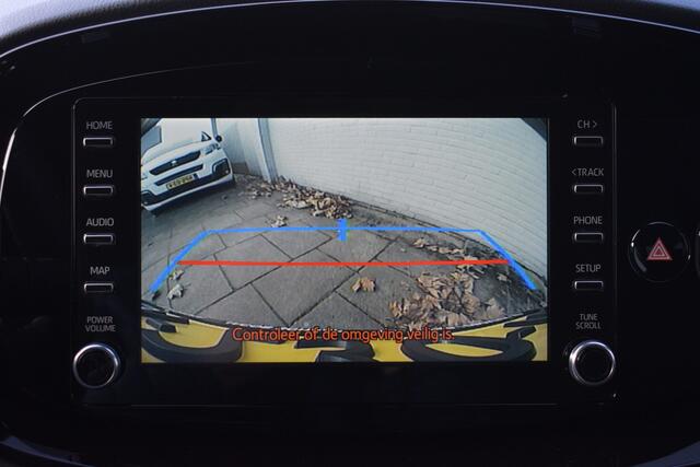 Toyota Aygo X 1.0 VVT-i S-CVT First Limited Automaat 72pk | Keyless entry | Cruise control | Achteruitrijcamera | PDC voor en achter |