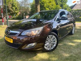 Opel Astra Sports Tourer 1.6 Turbo Cosmo 180Pk / LM / Airco