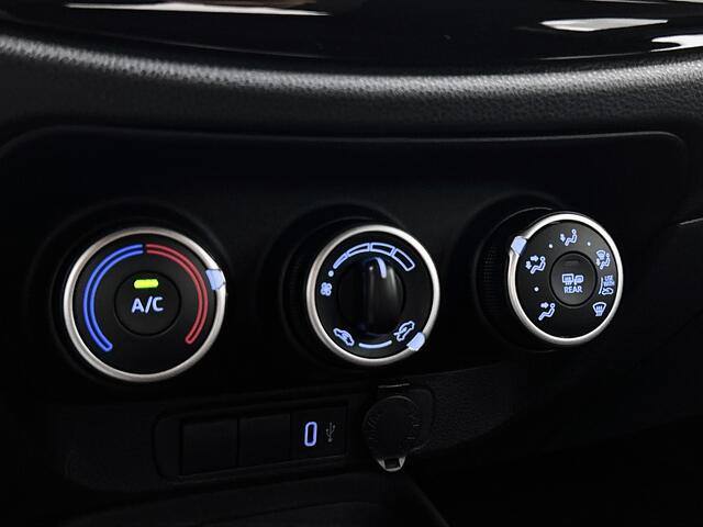 Toyota Aygo X 1.0 VVT-i MT Play | Draadloze Apple Carplay/ Android Auto | Achteruitrijcamera |