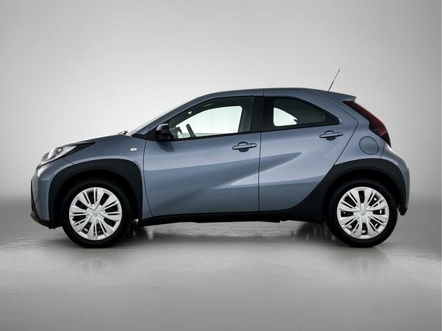 Toyota Aygo X 1.0 VVT-i MT Play | Draadloze Apple Carplay/ Android Auto | Achteruitrijcamera |
