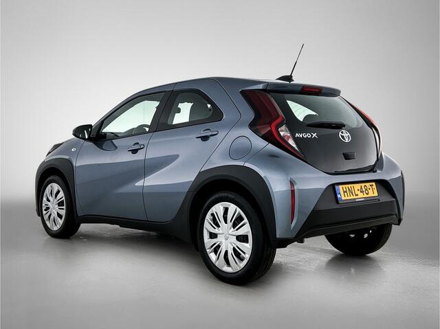 Toyota Aygo X 1.0 VVT-i MT Play | Draadloze Apple Carplay/ Android Auto | Achteruitrijcamera |