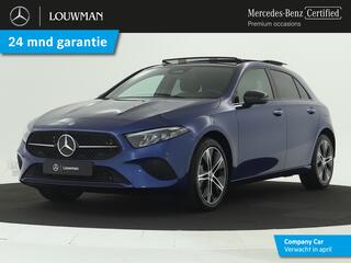 MERCEDES-BENZ A-KLASSE 250 e Star Edition Panoramadak | Distronic | Dode Hoek Ass | Alarm | Keyless Go | Sfeerverlichting | Inclusief 24 maanden Mercedes-Benz Certified garantie voor Europa.