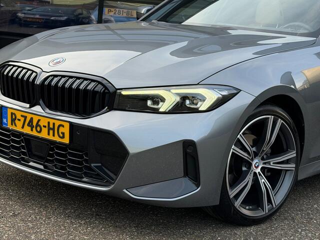 BMW 3-Serie Touring 318i M-Sport Shadowline Skyscraper Grau