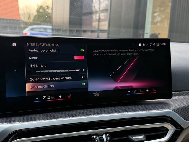BMW 3-Serie Touring 318i M-Sport Shadowline Skyscraper Grau