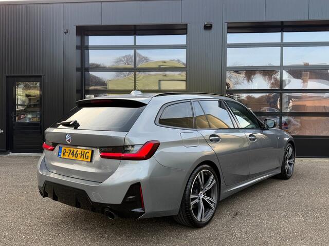BMW 3-Serie Touring 318i M-Sport Shadowline Skyscraper Grau