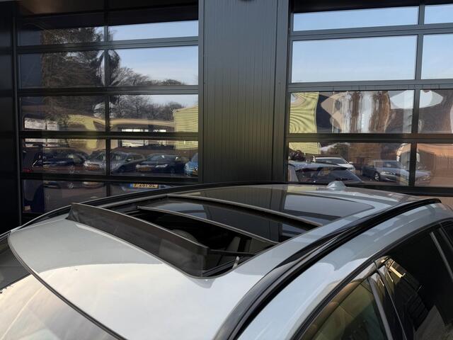 BMW 3-Serie Touring 318i M-Sport Shadowline Skyscraper Grau