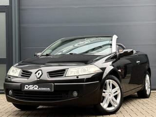 RENAULT MEGANE Coup�-Cabriolet 2.0 dCi Exception