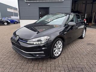 VOLKSWAGEN GOLF 1.5 TSI Highline 130 Pk Navi. Appel Carplay.