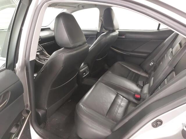 Lexus IS 300h Hybrid Business Line / NL PRIJS 14001