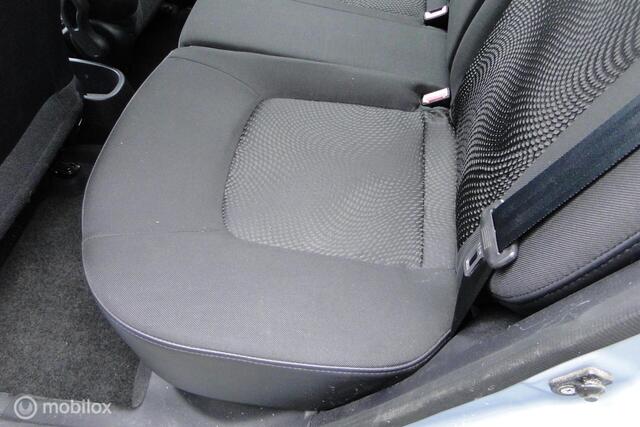 Hyundai I 10 , schakel, benzine, 205.669 km