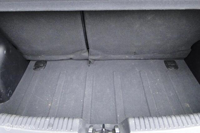 Hyundai I 10 , schakel, benzine, 205.669 km