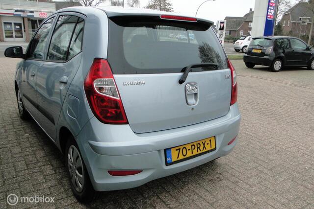 Hyundai I 10 , schakel, benzine, 205.669 km
