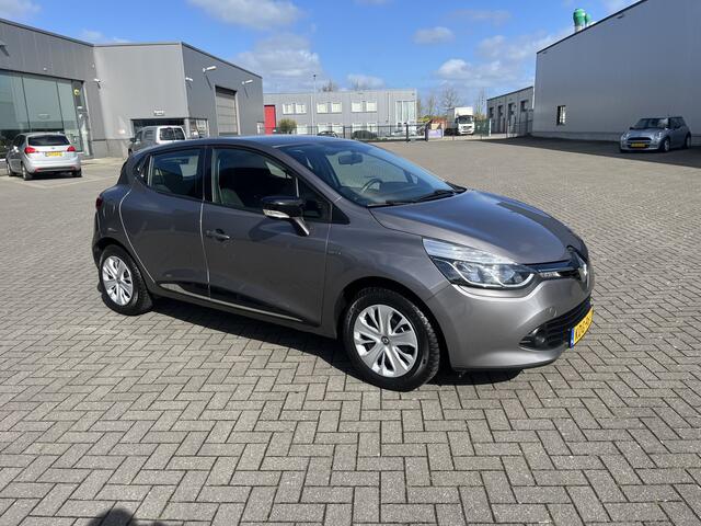Renault Clio 1.2 Limited 47 dkm