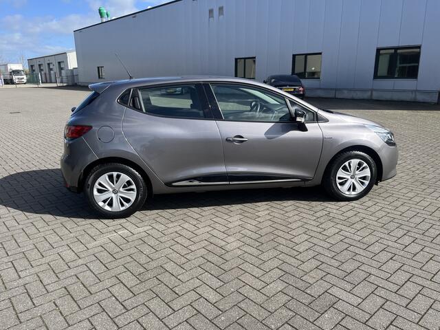 Renault Clio 1.2 Limited 47 dkm