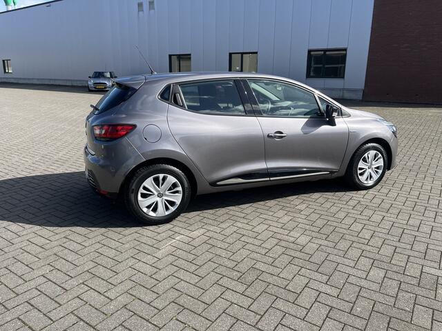 Renault Clio 1.2 Limited 47 dkm