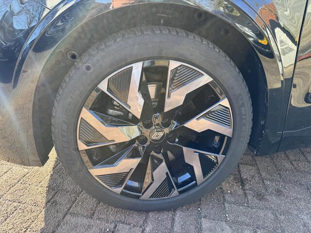 Renault Rafale 1.2 E-Tech 4x4 plug-in hybrid 300 esprit Alpine