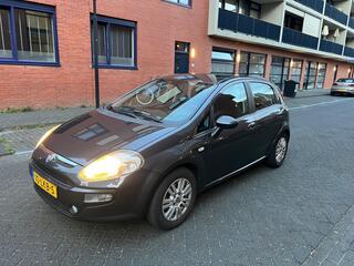 FIAT PUNTO Evo 1.4-16V Defect loopt 3 Cillinders!!!