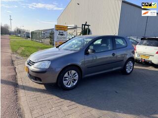 Volkswagen Golf VI