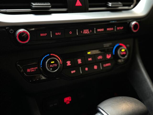KIA Niro ACTIEPRIJS HYBRID 1E EIGENAAR NL AUTO NAP FABR.GARANTIE AUTOMAAT NAVIGATIE CAMERA LED ECC CRUISE PDC