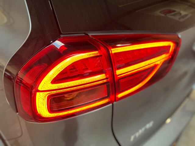 KIA Niro ACTIEPRIJS HYBRID 1E EIGENAAR NL AUTO NAP FABR.GARANTIE AUTOMAAT NAVIGATIE CAMERA LED ECC CRUISE PDC