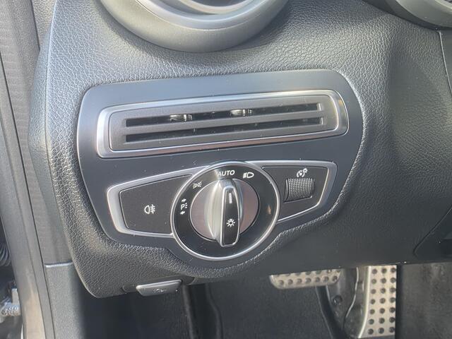 Mercedes-Benz C-Klasse Cabrio 180 Prestige AMG-Styling AUTOMAAT | Leer | Navigatie | 19 inch | Cruise Control | Climate Control
