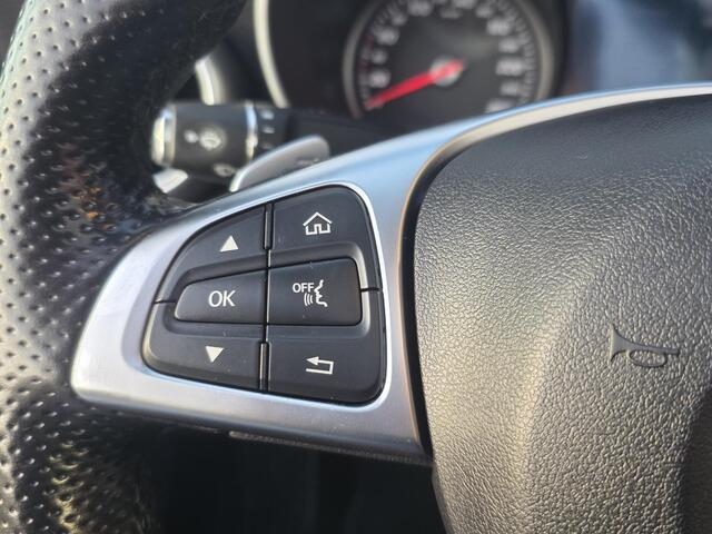 Mercedes-Benz C-Klasse Cabrio 180 Prestige AMG-Styling AUTOMAAT | Leer | Navigatie | 19 inch | Cruise Control | Climate Control
