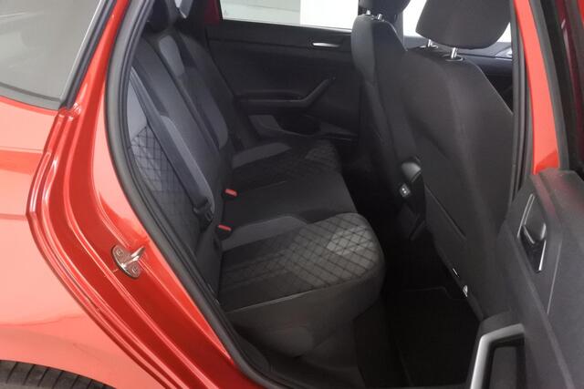 Volkswagen Polo 1.0 TSi R-Line NL auto NAP 17 Bergamo