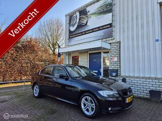 BMW 3-SERIE 316i Business Navi/Cruise/Climate/Trekhaak/PDC!